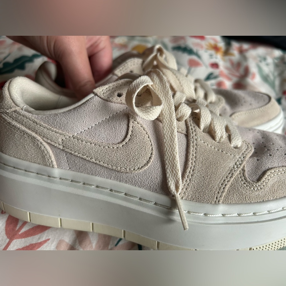 Woman’s air Jordan 1 elevate low
